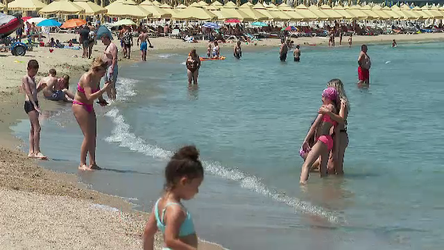 Scumpiri pe litoral după încheierea programului „Litoralul pentru Toți”. Cât costă cazarea la Mamaia, Neptun sau Eforie
