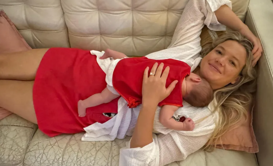 O femeie s-a trezit din coma indusă, după o săptămână de la atacul unui rechin, în Sydney. Care au fost primele ei cuvinte