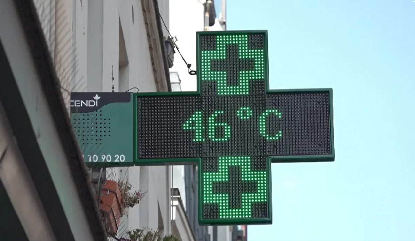 Europa fierbe la peste 40°C: Franța și Marea Britanie doboară recorduri istorice, iar valul de caniculă se extinde spre est