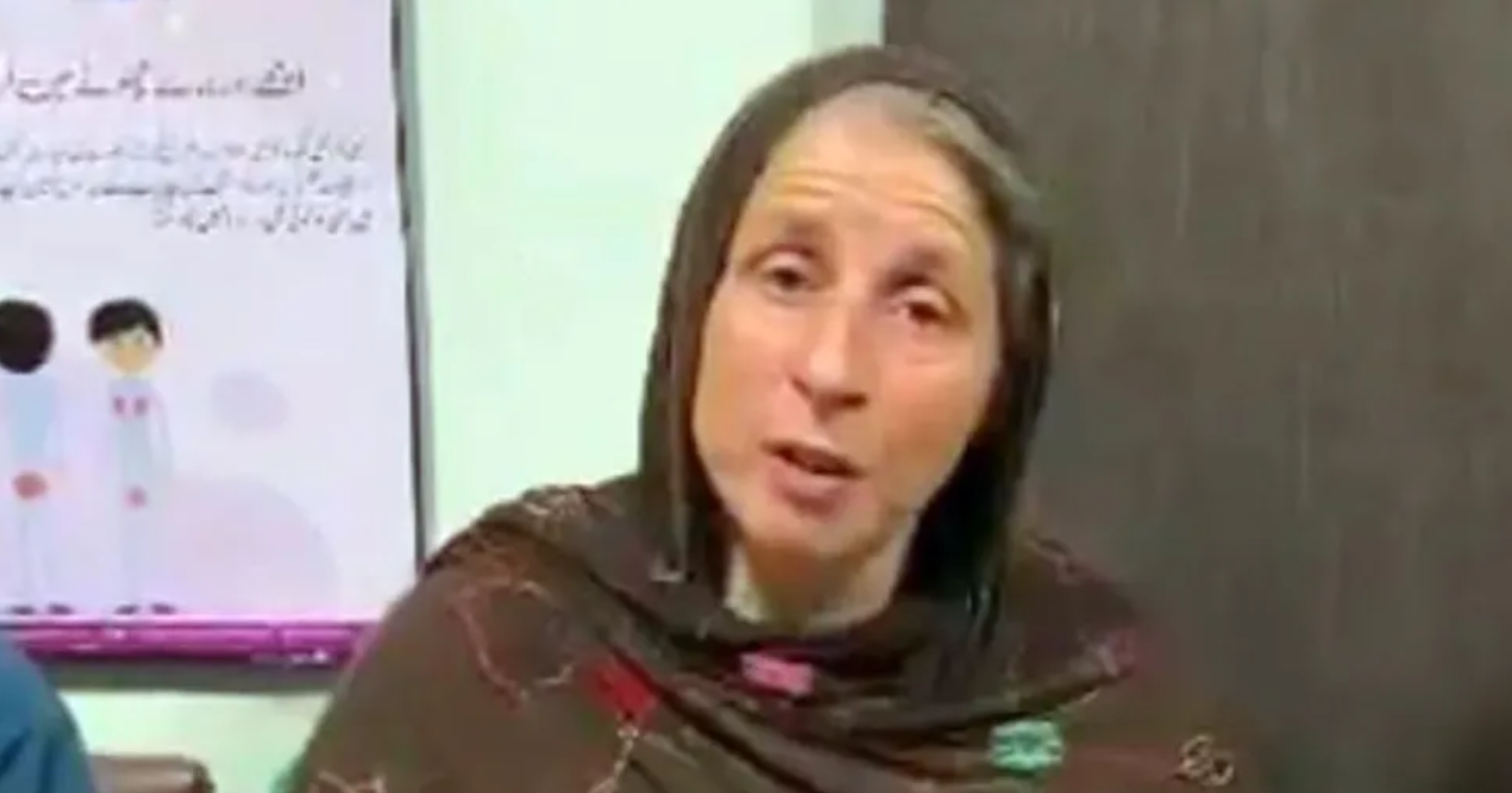 Un bărbat și-ar fi sechestrat soția și copiii timp de 12 ani, în Pakistan. Cum a ajuns poliția la locuința lor