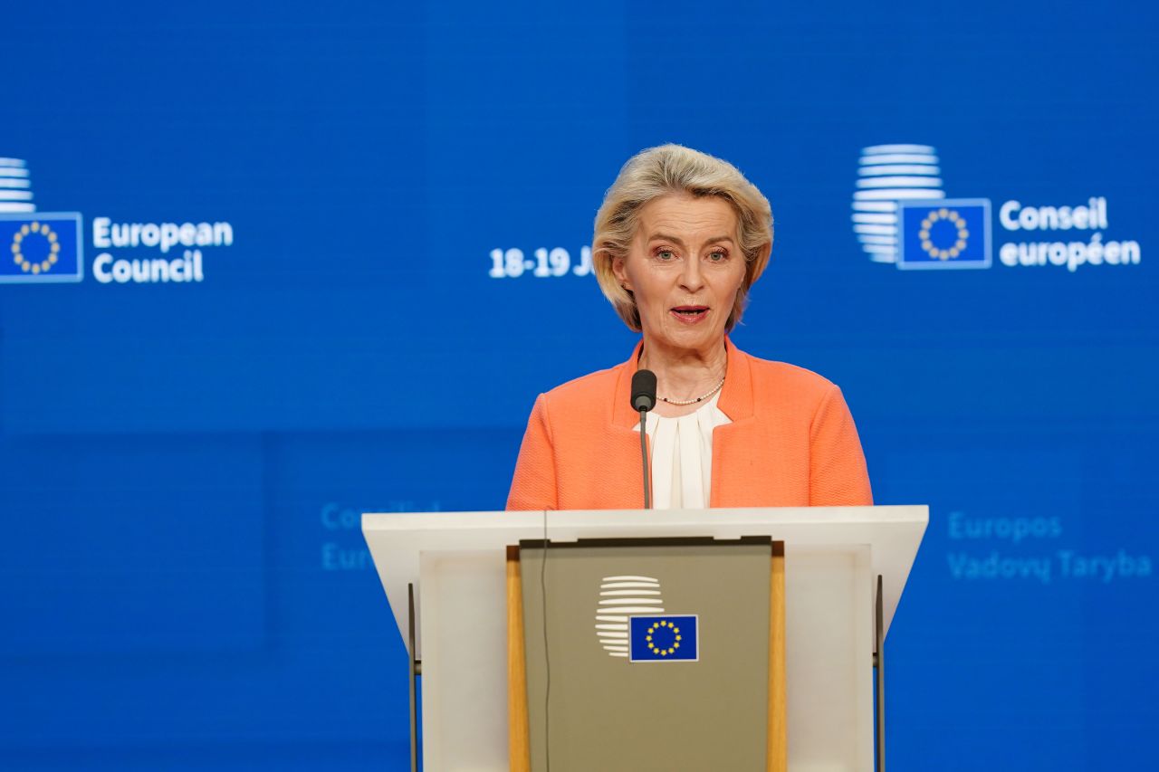 Ursula von der Leyen, după distrugerea dronei marine în Marea Neagră: „Este vorba de un război hibrid”