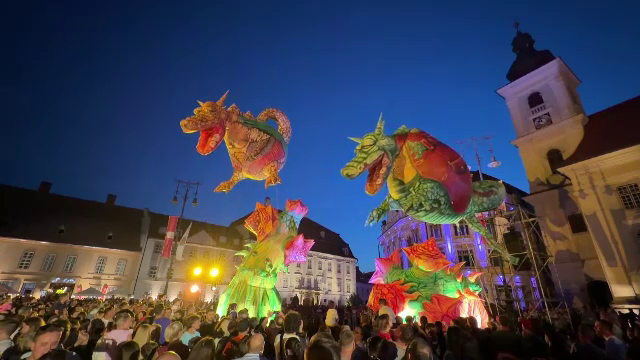 Festivalul de Teatru de la Sibiu s-a încheiat cu un spectacol grandios. Peste 5.000 de artiști au animat orașul
