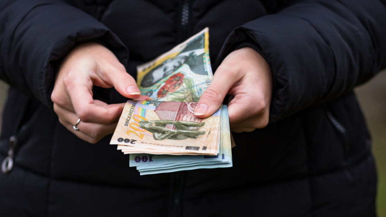 Leul s-a depreciat față de euro, dolar și franc în 28 septembrie 2026
