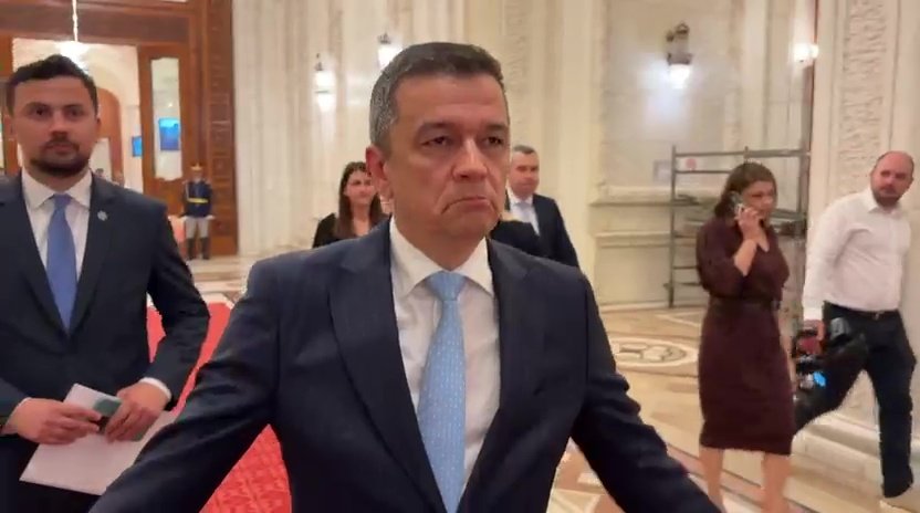 Sorin Grindeanu îl acuză pe Dragoș Pîslaru că sfidează o hotărâre a justiţiei: ”O reacţie intolerabilă într-un stat de drept"