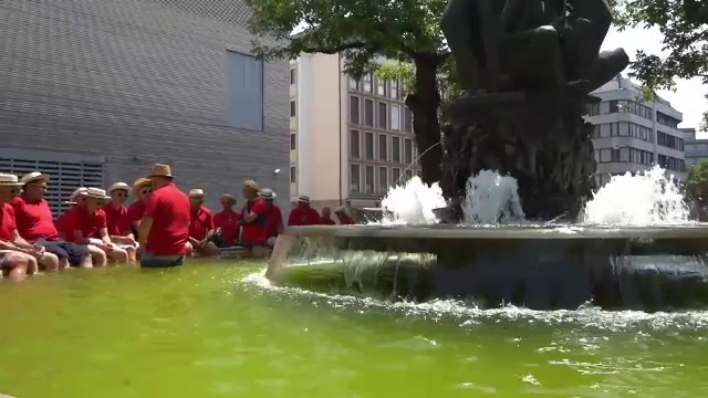 Competiție reluată după mai bine de un secol, în Elveția. Fantânile arteziene au fost „săli de repetiție” pentru participanți