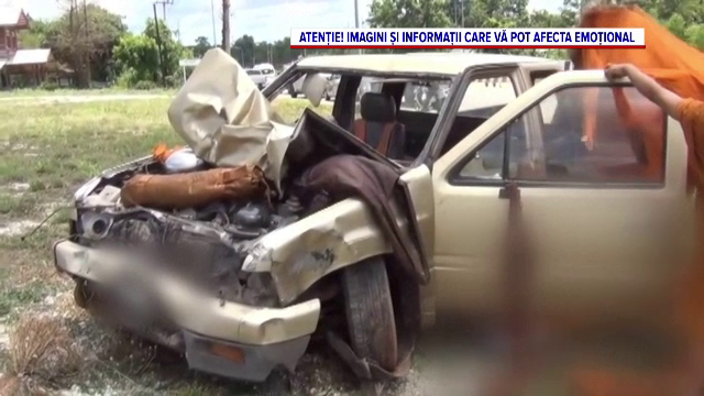 Un copil de 11 ani a intrat cu o camionetă într-un grup de călugări aflați în pelerinaj în Thailanda. Opt oameni au murit