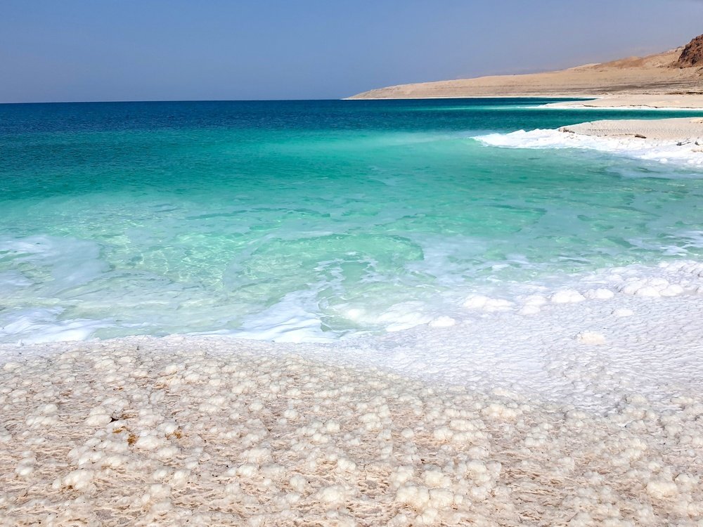 Mările Europei se încing. Mediterana a trecut pe alocuri de 33 de grade, iar cercetătorii avertizează ce poate urma