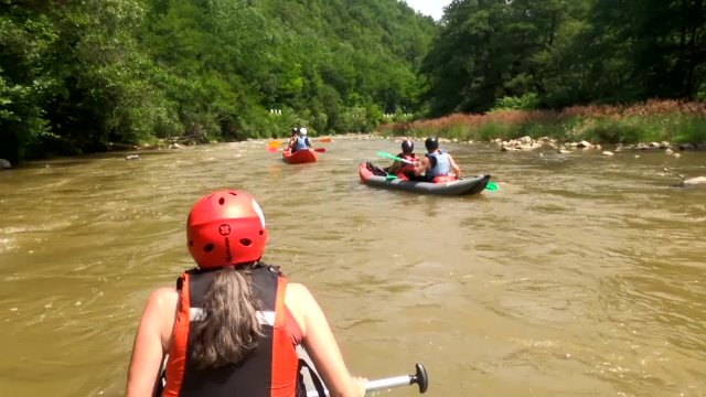Turismul de aventură atrage tot mai mulți străini în România. Turist din Ungaria: "Priveliștea este foarte frumoasă”