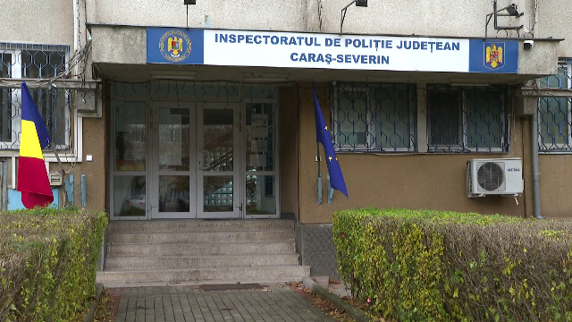 Tânără din Caraș-Severin, reținută după ce și-a omorât în chinuri câinele. Întreaga scenă, filmată de un trecător