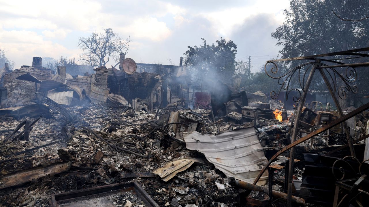 Rusia continuă atacurile în Ucraina, lovind Kievul și Odesa