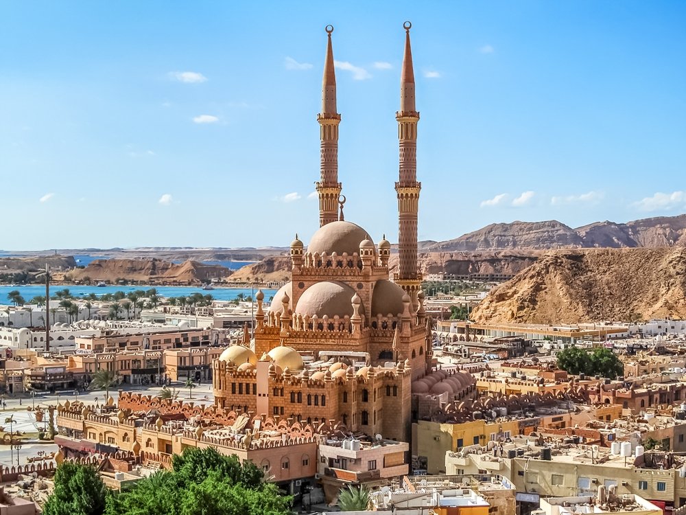 Sharm el-Sheikh, locul unde deșertul întâlnește marea. Turiștii vin pentru cele mai frumoase plaje din Egipt