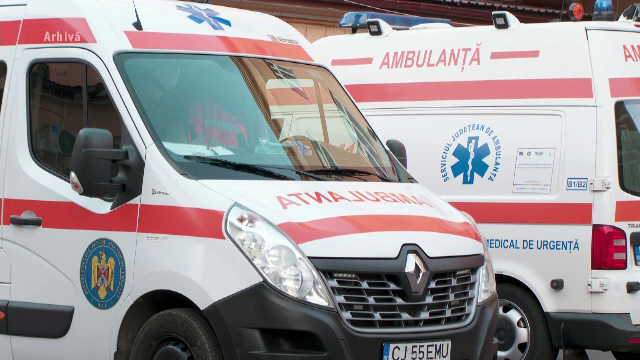 Fost ministru al Sănătății: „Situaţia este dramatică. Ambulanțele ar putea rămâne fără combustibil de la 1 octombrie”
