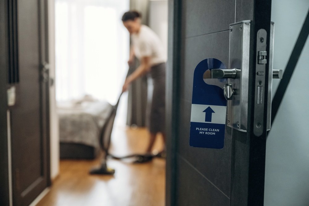 Codul nescris al hotelurilor. Greșelile de bune maniere pe care le fac turiștii fără să își dea seama