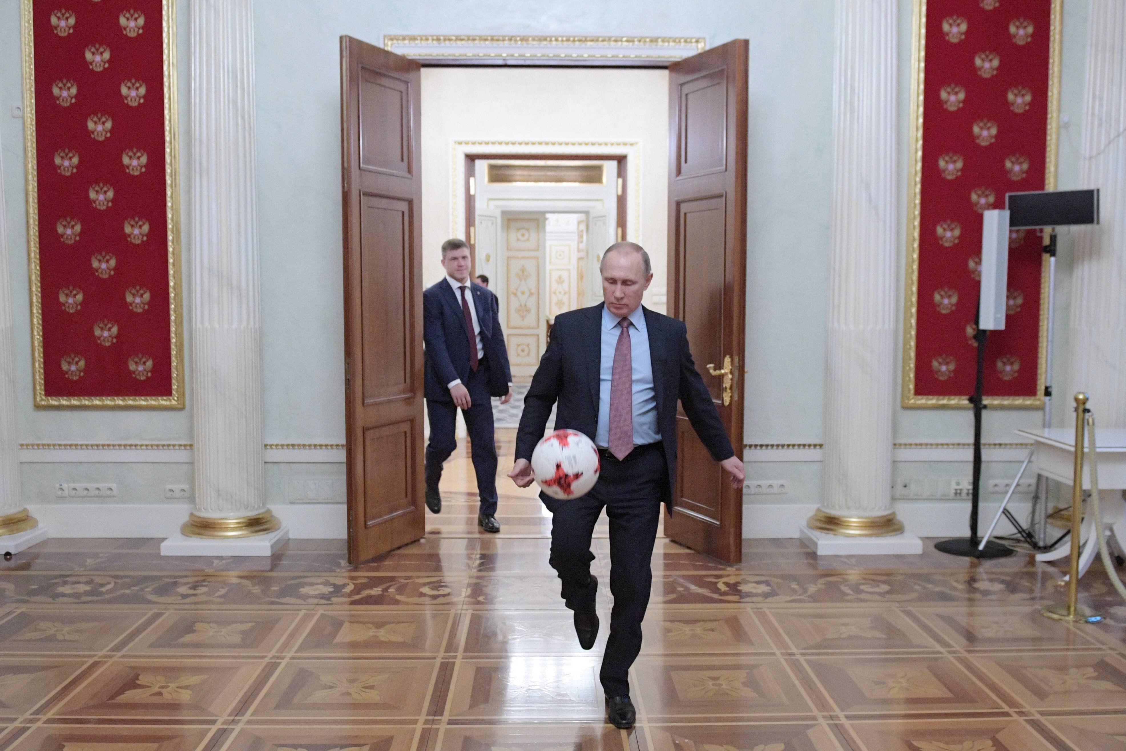 România și alte opt țări europene cer UE reducerea finanțării organismelor sportive care permit revenirea sportivilor ruși