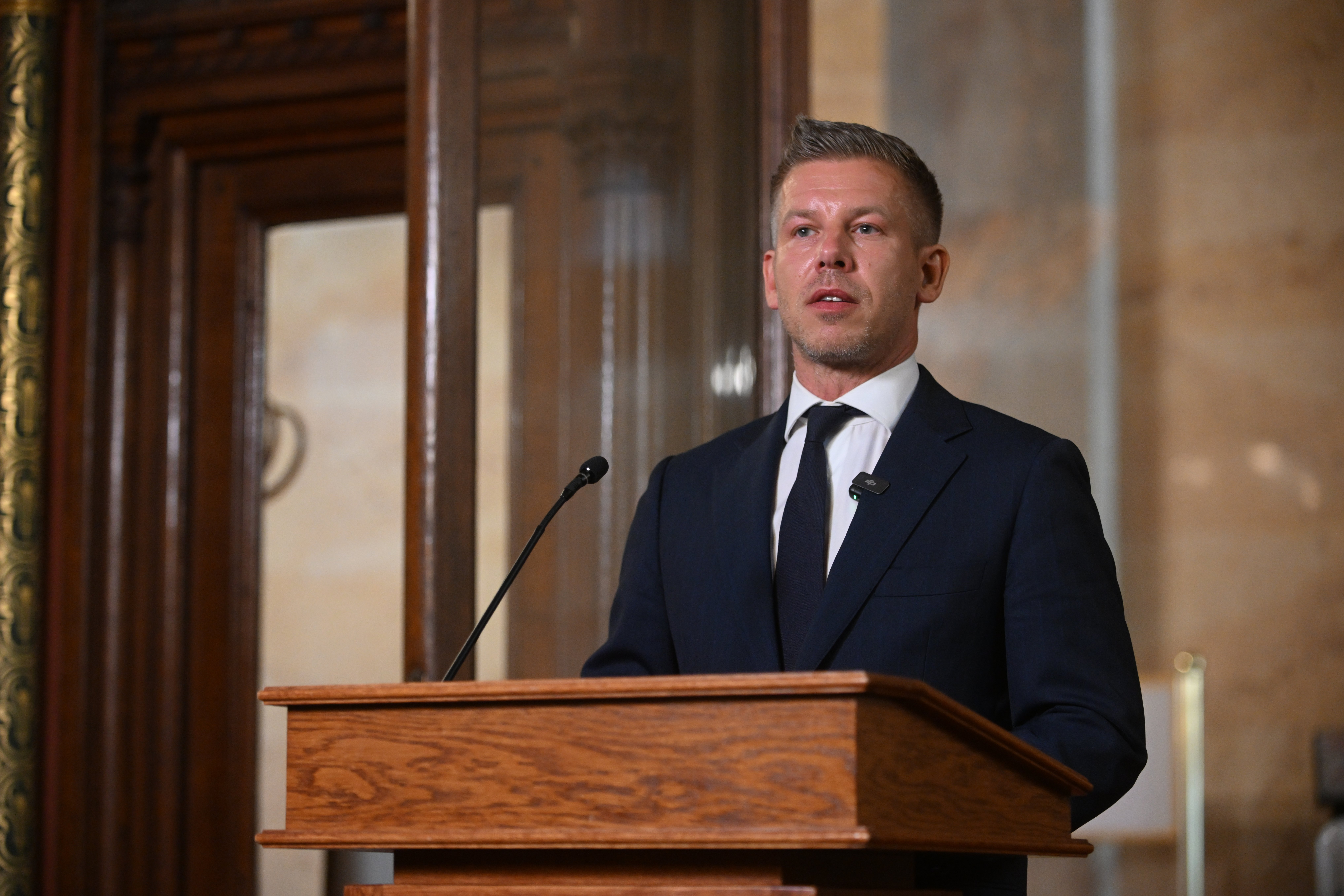 Ungaria „închide ușa” Rusiei și își schimbă politica externă sub guvernul lui Peter Magyar. Ce se schimbă la Budapesta