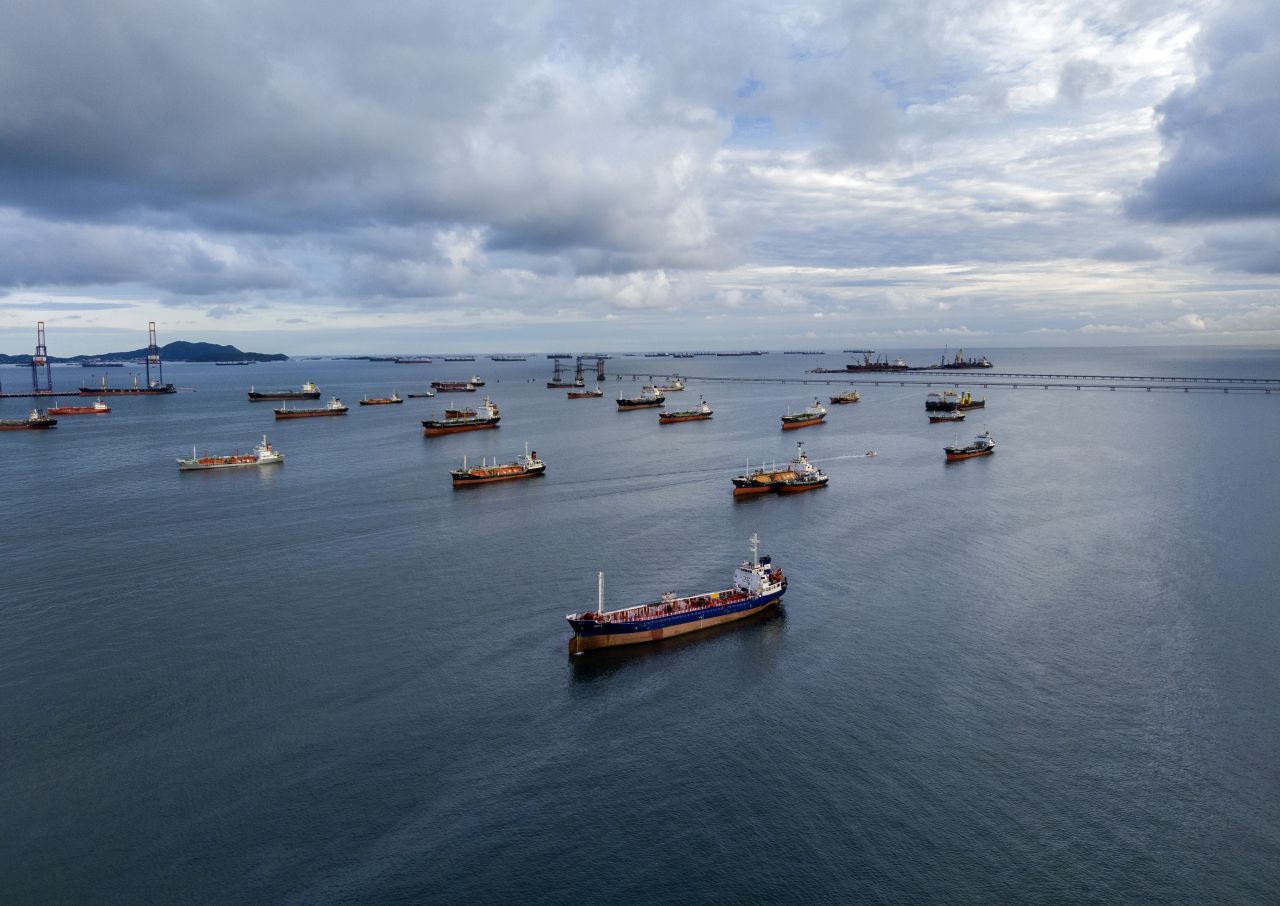 Irakul și Siria vor reconstrui o conductă petrolieră spre Marea Mediterană pentru a reduce dependența de Strâmtoarea Ormuz