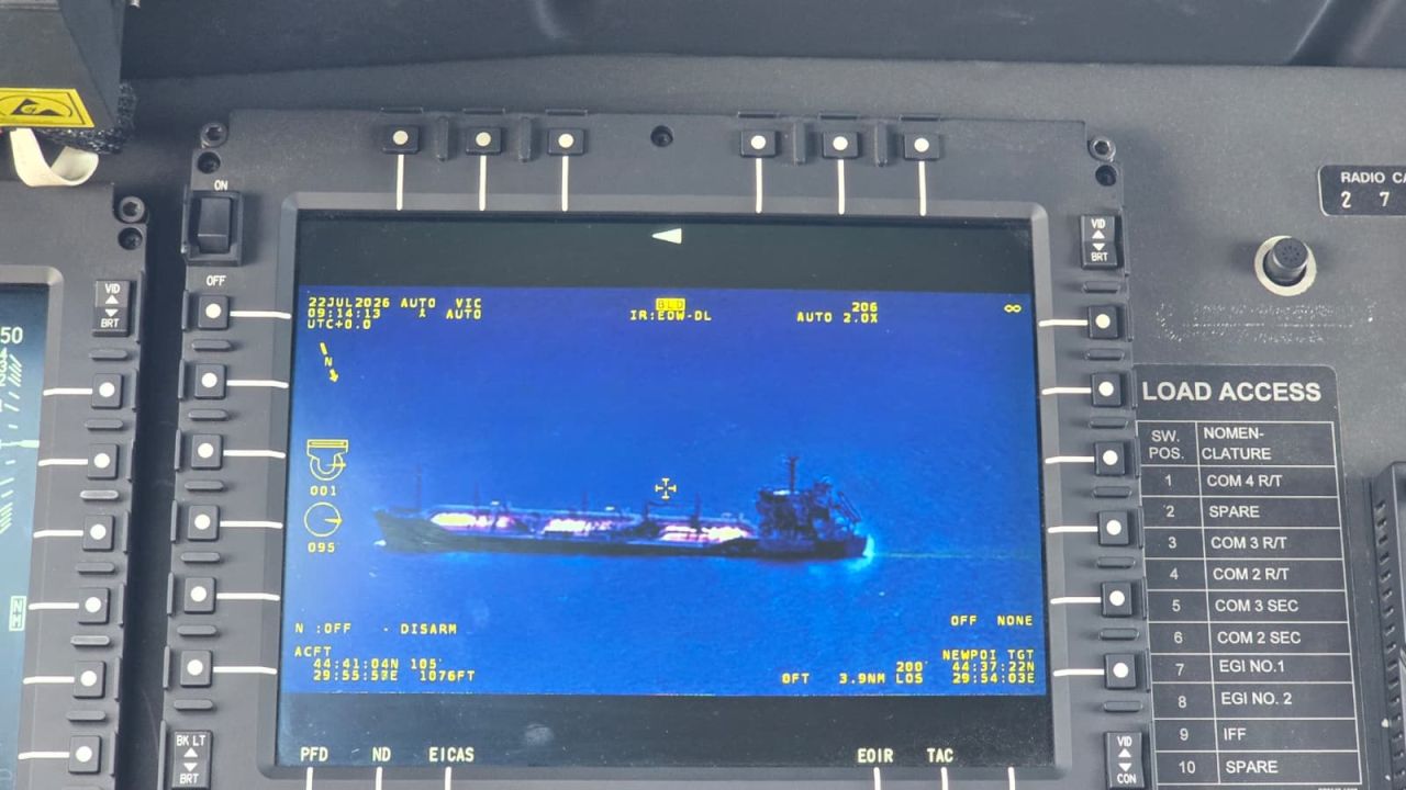 Incendiul de pe navă din Marea Neagră s-a stins, accesul la bord rămâne imposibil
