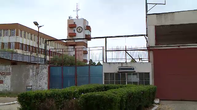 Momentul în care deținutul din Giurgiu ar fi fost bătut polițiști în închisoare a fost filmat. Bărbatul a ajuns la ATI