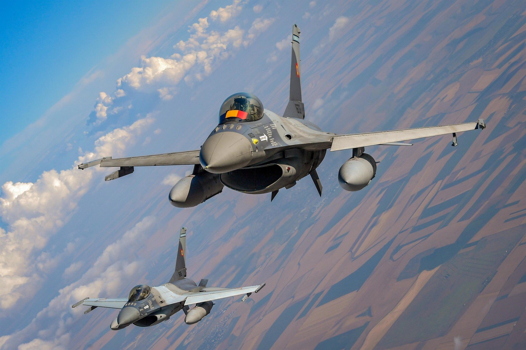 Ce tip de dronă ar fi fost doborâtă în Buzău de un F-16 românesc. Detaliul raportat de piloți după ce au deschis focul