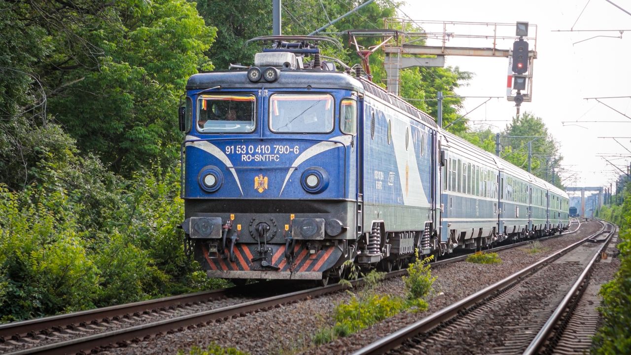 Răspuns oficial la plângerile românilor privind călătoriile cu trenul și aerul condiționat