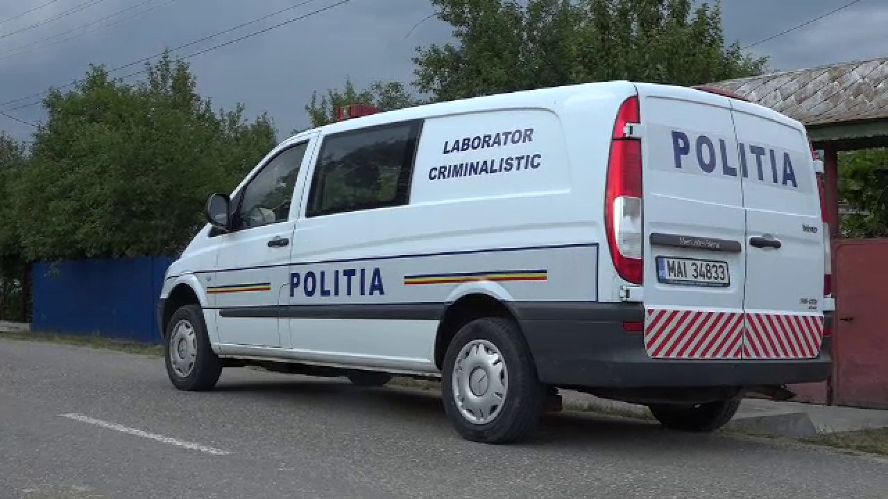 Minorul suspectat de crima din Vaslui ar fi ucis o femeie de 91 ani după ce a fost prins furând.