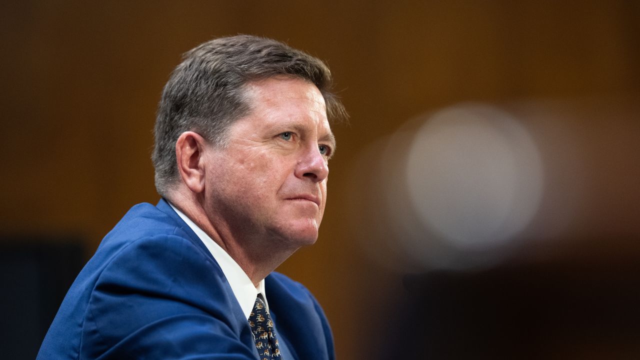 Jay Clayton, controversat: numit director al serviciilor de informații secrete SUA