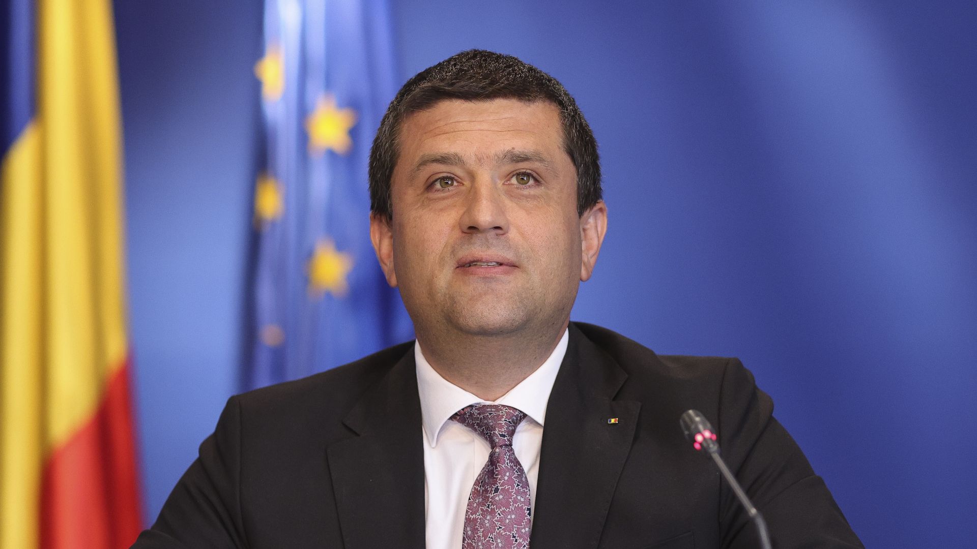 Radu Radu Miruţă: În cazul lui Dominic Fritz, decizia CCR este o nedreptate ...