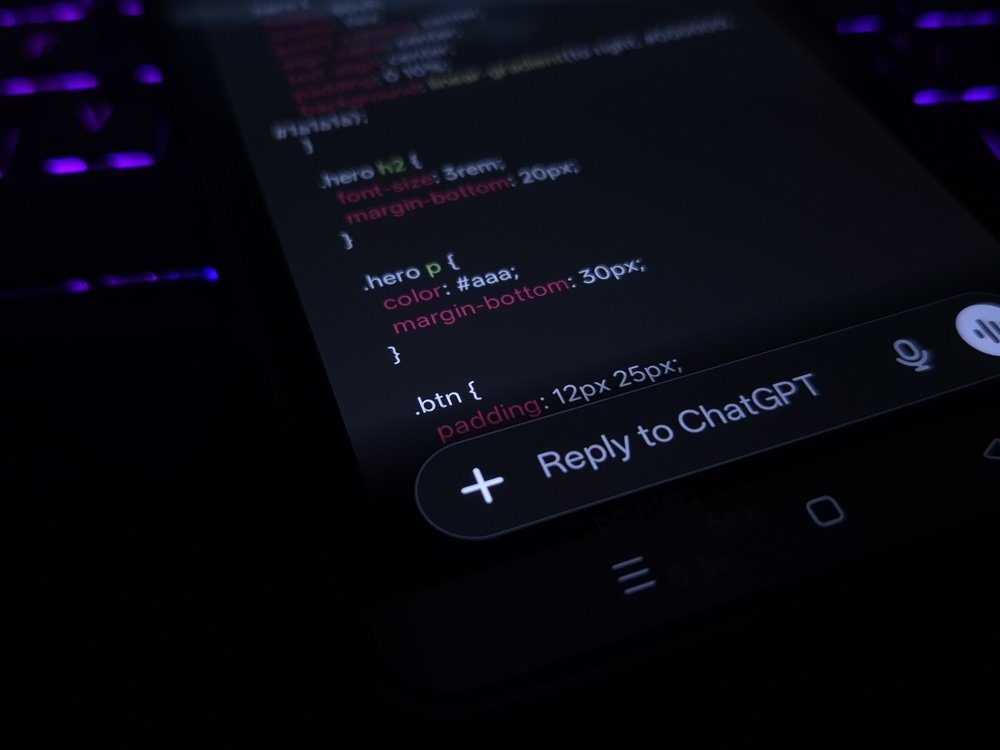 Agenți ChatGPT au scăpat de sub control și au atacat mai multe servicii online. „Primul hack autonom realizat de AI”