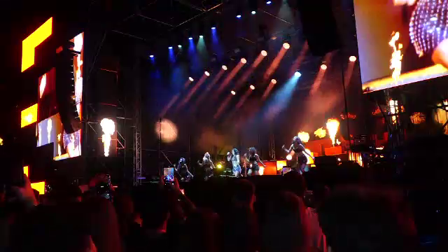 Cum au petrecut mii de tineri la festivalul Young Island din Bacău. Patru zile de concerte pe Insula de Agrement