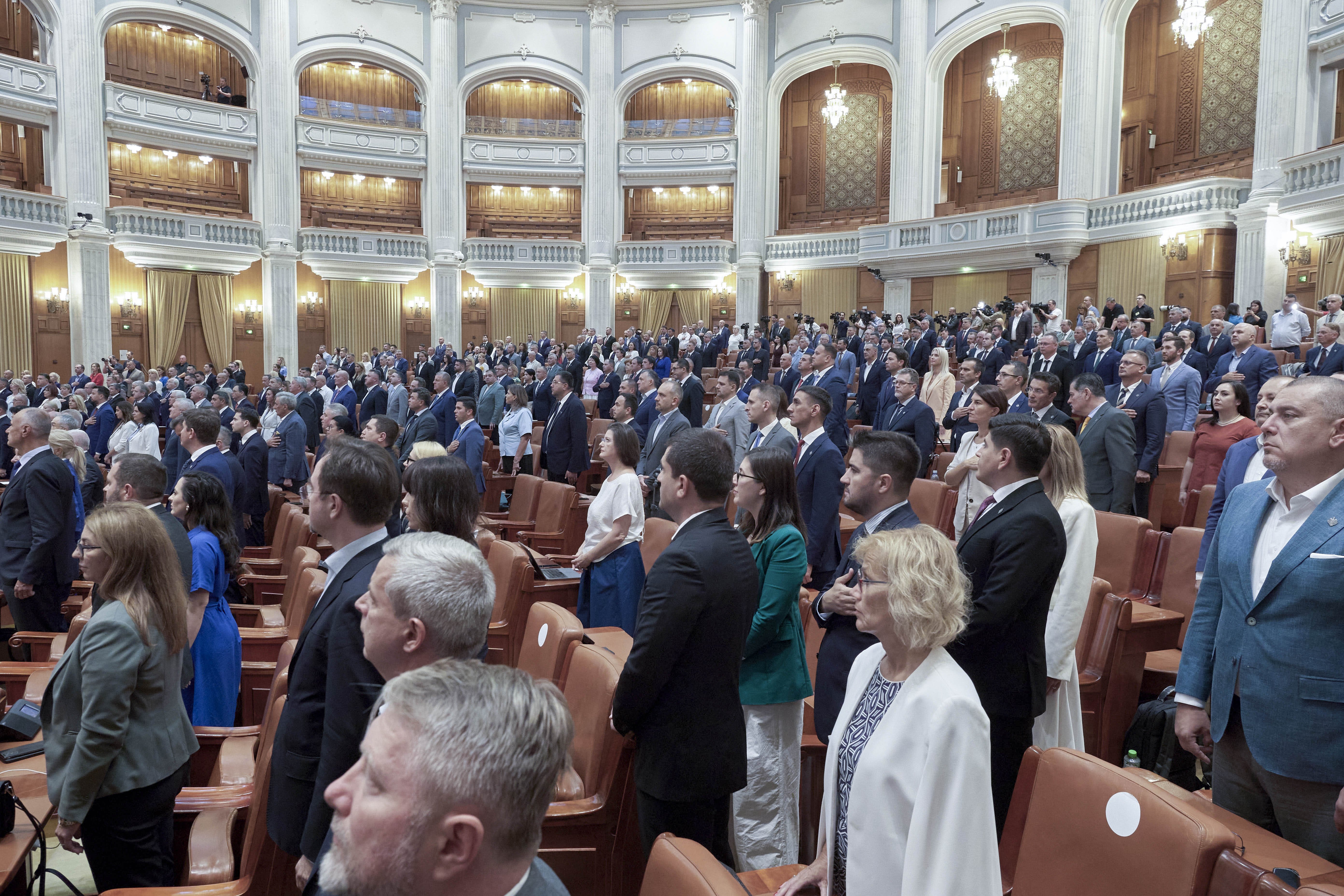 Legea biodiversității. Scandal uriaș în Parlament, din cauza voturilor PSD și AUR, privind centralele pe cărbune