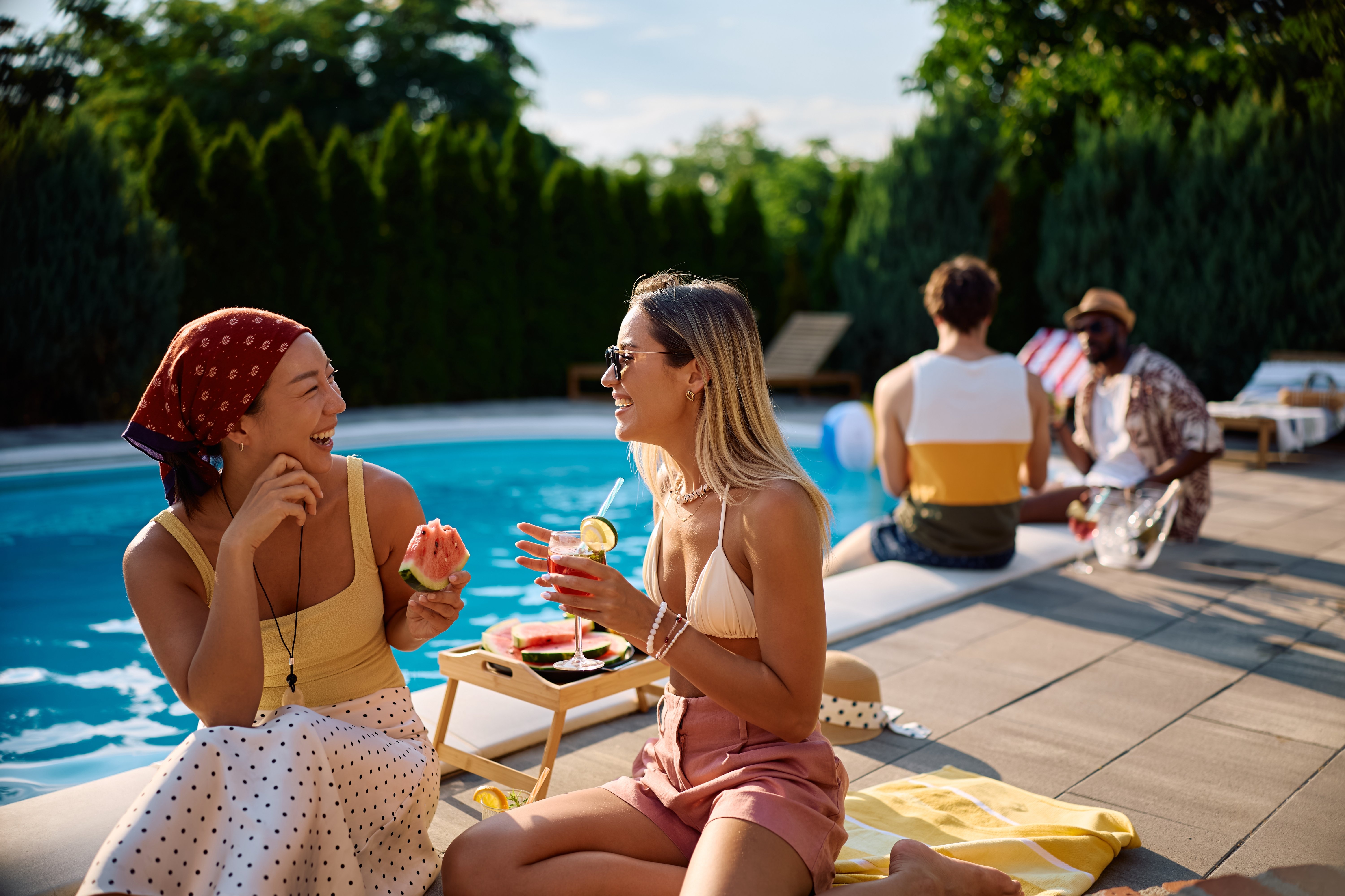 Regula pe care turiștii trebuie să o știe înainte de a merge la piscină în Franța. Ce costume de baie sunt interzise