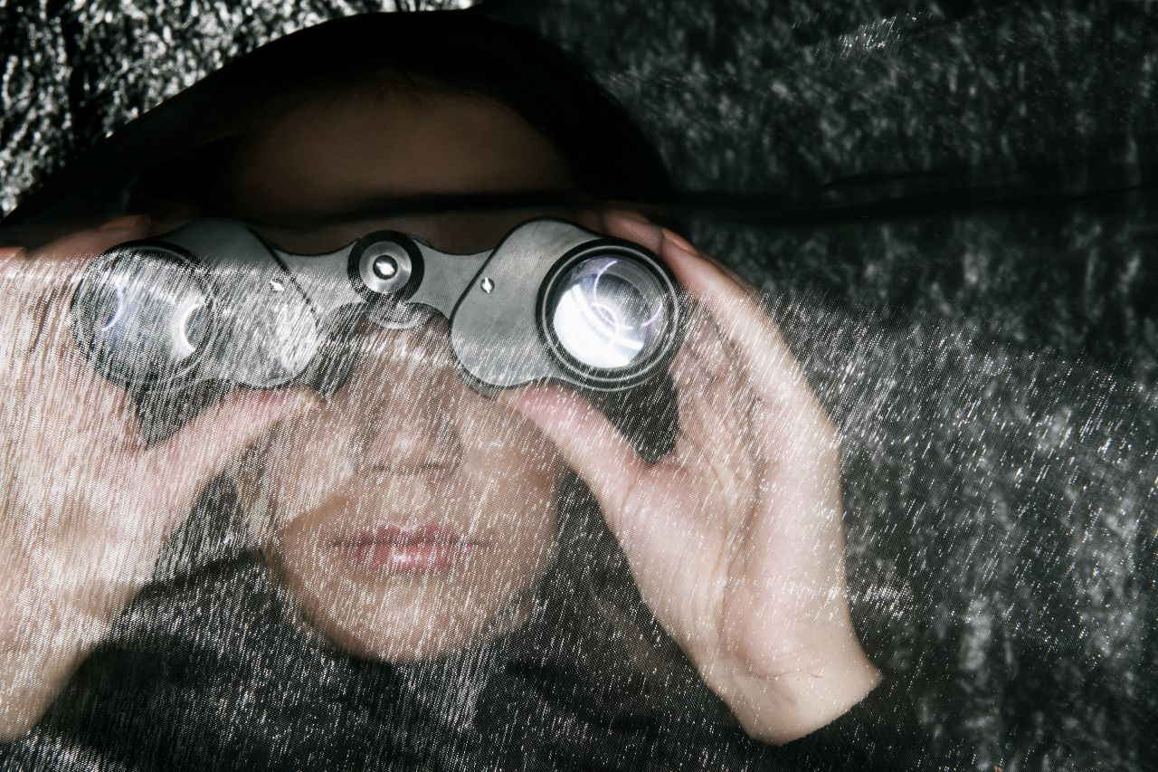 Româncă arestată în Germania pentru spionaj. Der Spiegel: misiunea ar fi pregătit un asasinat. Cine era persoana vizată