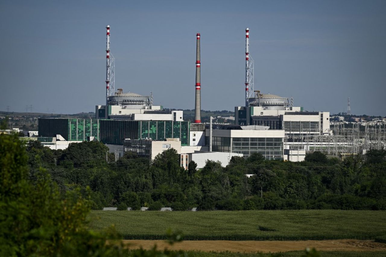 „Miracol. Nu am văzut niciodată atâta export”. Bulgaria vinde energie la nivel record după reducerea producției la Cernavodă