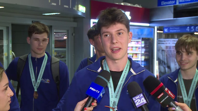 Performanță istorică pentru România. Elevii români au obținut opt medalii la Olimpiada de Inteligență Artificială