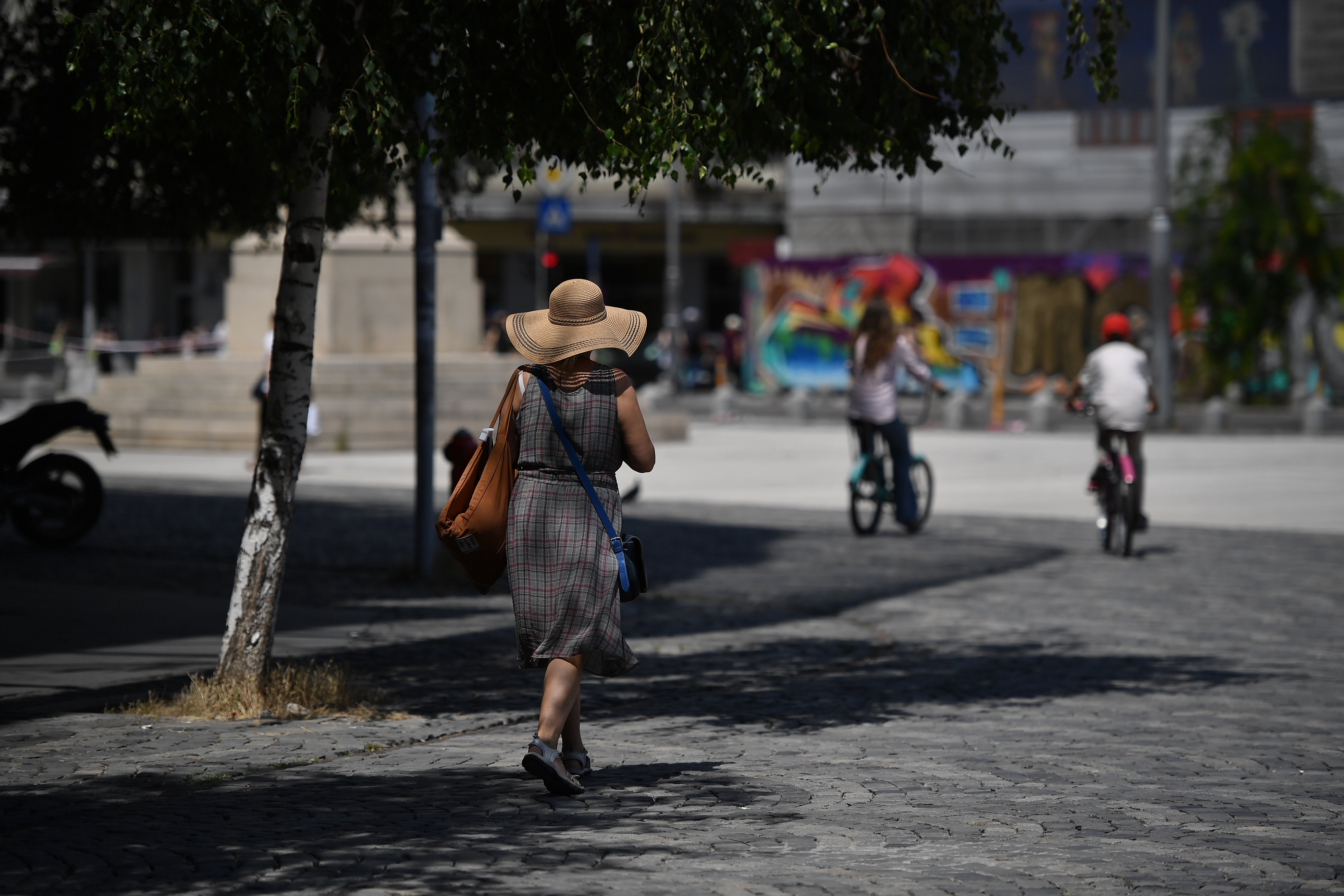 Vremea azi, 10 august. Caniculă în vest, cu temperaturi de până la 36 de grade. Cum va fi în București și la mare