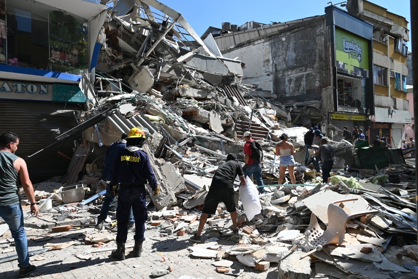 Tragedie în Columbia. Peste 130 de morți după cutremurul de luni. Guvernul declară stare de dezastru național