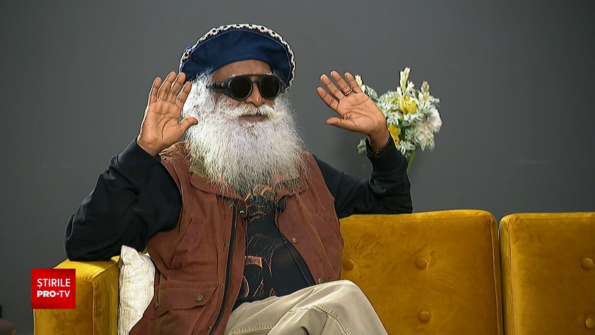 Sadhguru, despre tehnologie: “Nu mai știm să ne folosim creierul.” Ce spune despre singurătate și despre fericire