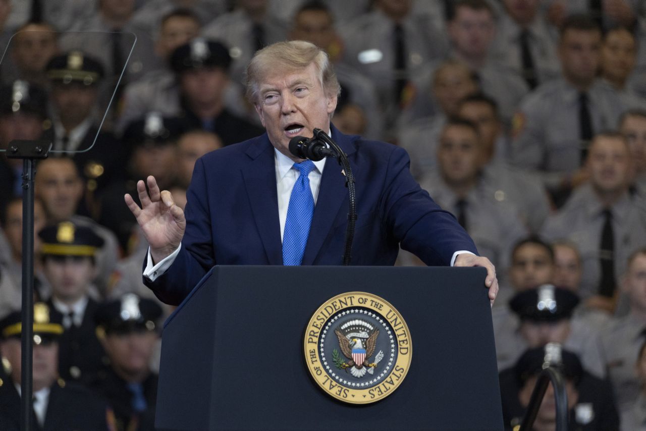 Trump amenință și Omanul cu bombardamente după ce armistițiul cu Iranul a expirat. Ce l-a nemulțumit pe președintele SUA