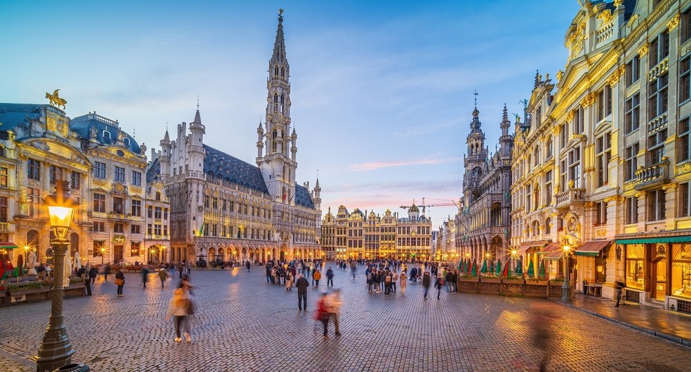 Orașul european perfect pentru o escapadă de vară. Poate fi explorat la pas și are atracții spectaculoase