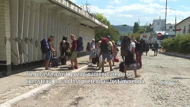 Aproape 2.000 de cehi au venit la un festival devenit tradiție în Clisura Dunării. Au călătorit 25 de ore cu trenul