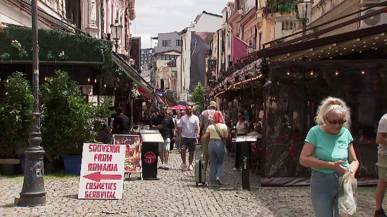 Primăria Capitalei schimbă regulile pentru comercianții din Centrul Vechi