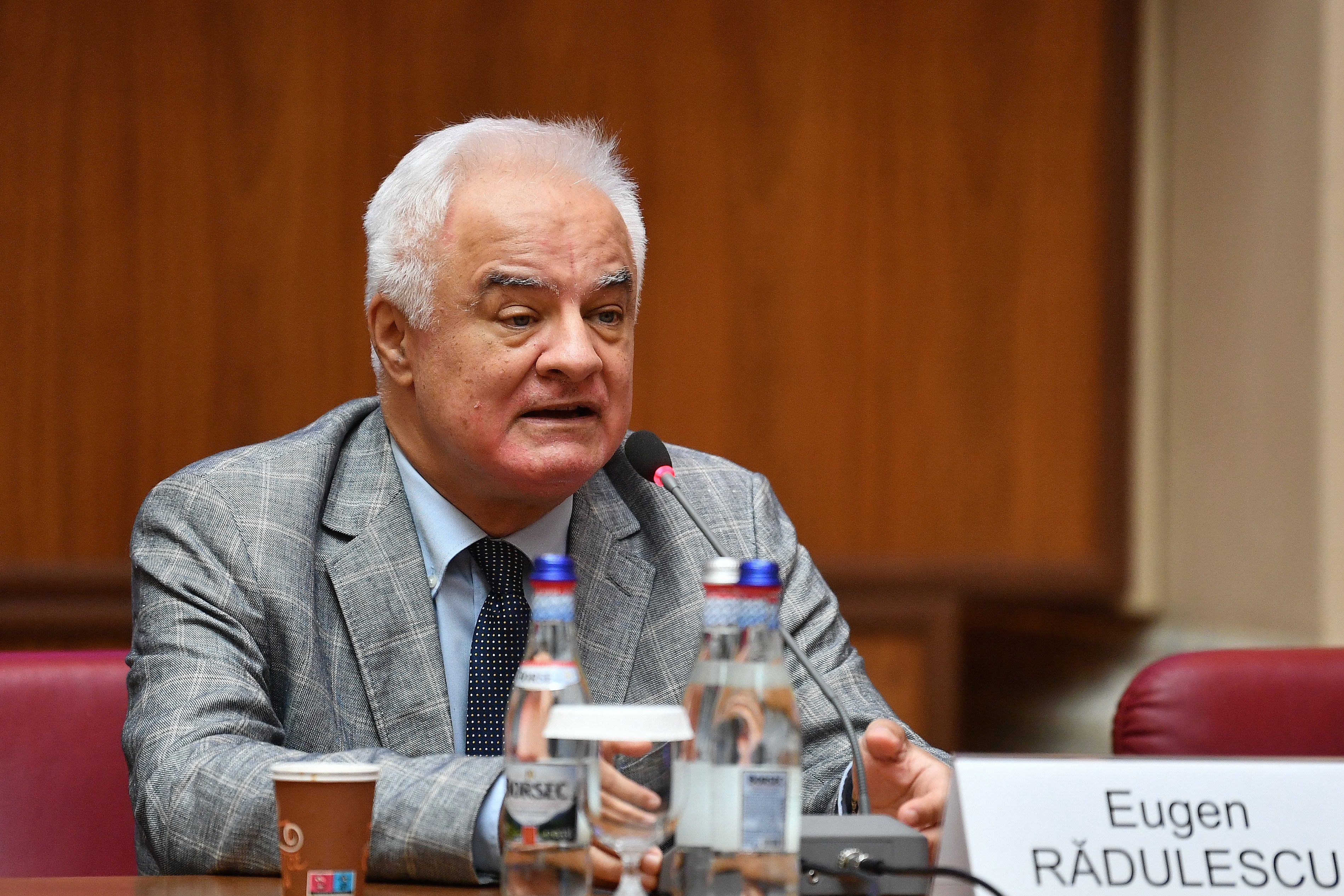 „Vom mânca iarbă și scoarță de copac”. Avertismentul dur din BNR a scandalizat PSD-ul. Prima răbufnire din partid