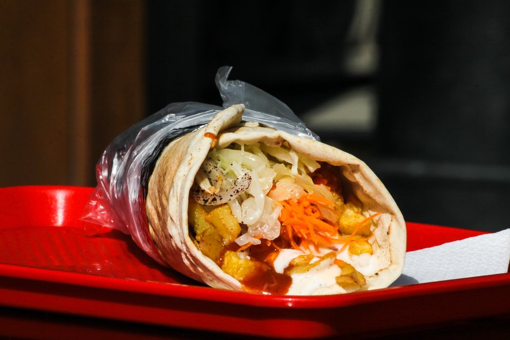 Cum să faci carne pentru shaorma la tine acasă. Condimentele arabe care fac diferența