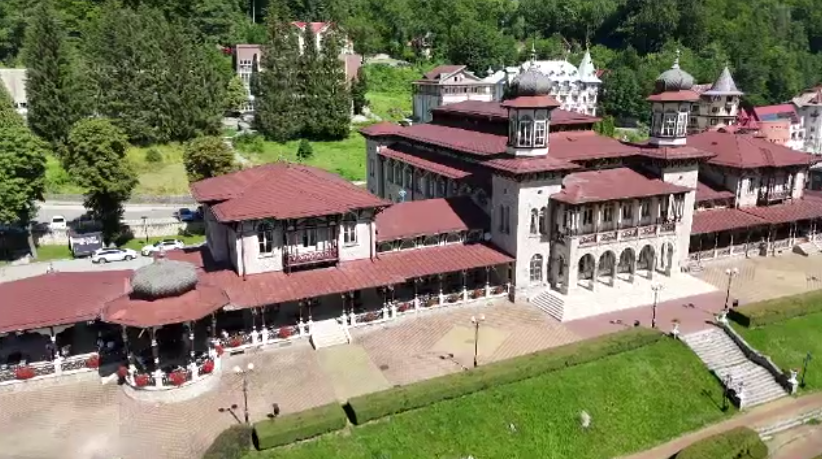 ”Izvoare de sănătate”. La Slănic Moldova, locurile la tratament se rezervă cu un an înainte, dar studiile clinice lipsesc
