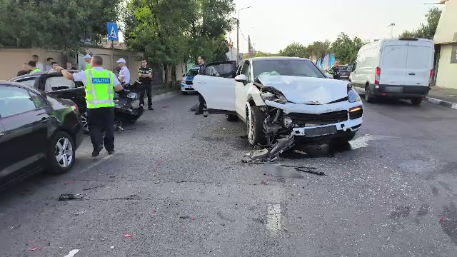 Tânărul de 17 ani care s-a urcat la volanul Porsche-ului tatălui său ar fi consumat cocaină. A trimis 4 oameni în spital