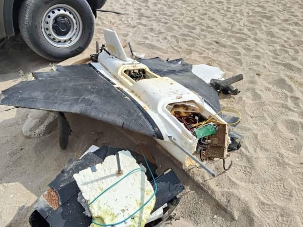 Resturi de drone, asemănătoare cu cele din România, au fost găsite şi pe litoralul din Bulgaria. FOTO