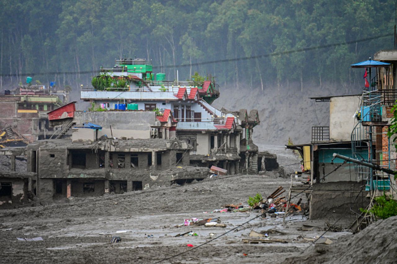 Bilanțul inundațiilor violente din Nepal crește la aproape 600 de morți și 2.500 de dispăruți. „Trauma va fi enormă”. FOTO