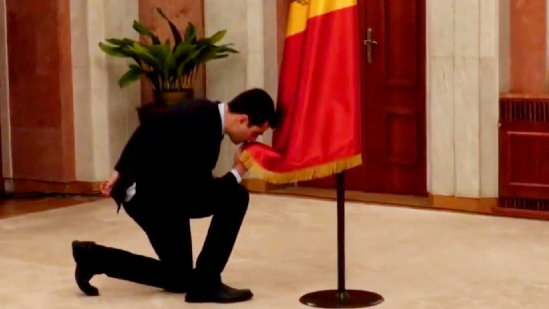 Claudiu Năsui a depus jurământul de învestire în funcția de ministru al Economiei în Moldova. Ce i-a cerut premierul Tofan