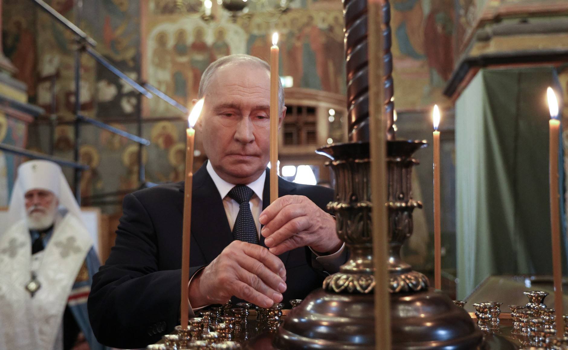 Un înalt oficial rus spune că Moscova nu a folosit până acum din ”bun simț” arme nucleare în Ucraina. Ce se va schimba