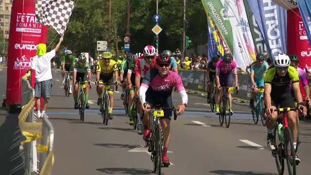 Cum s-a produs accidentul din București în care doi bicicliști care participau la Tour de France au fost loviți de o mașină
